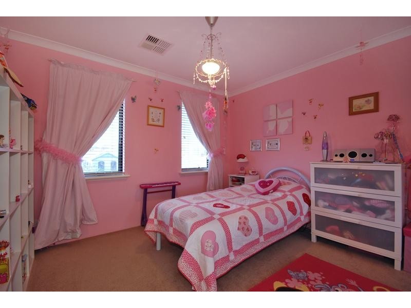 10 Keta Way, Mindarie WA 6030