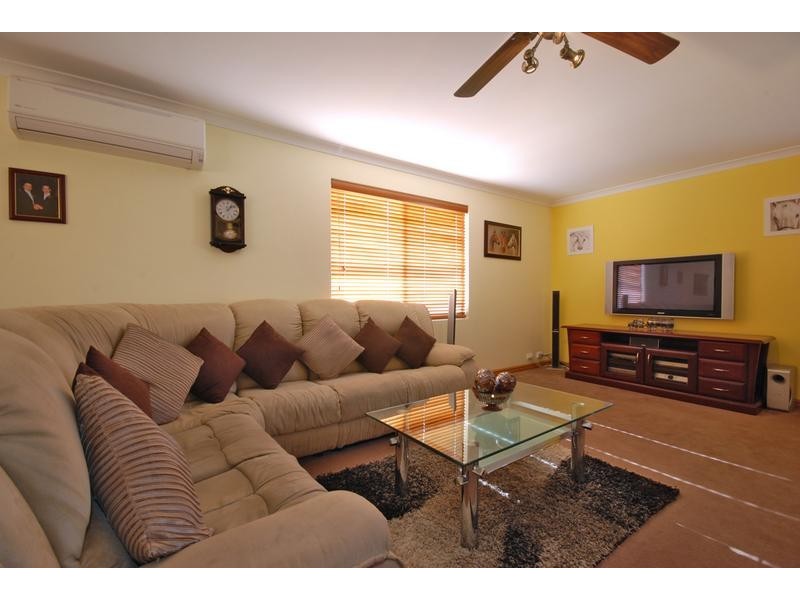 41 Halifax Boulevard, Mindarie WA 6030