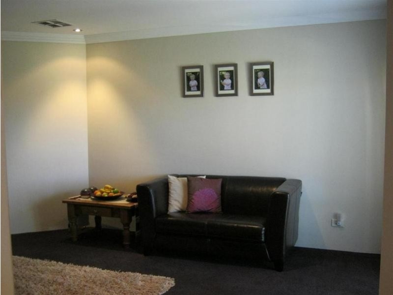 56 Cristobal Cr, Mindarie WA 6030
