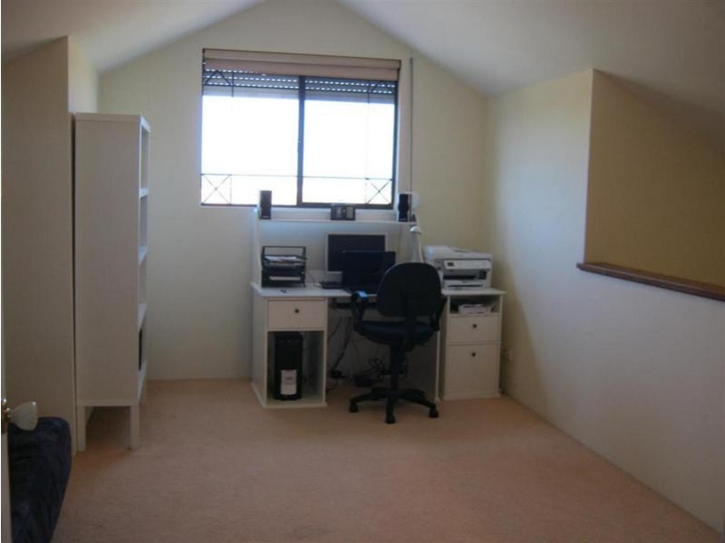 56 Cristobal Cr, Mindarie WA 6030