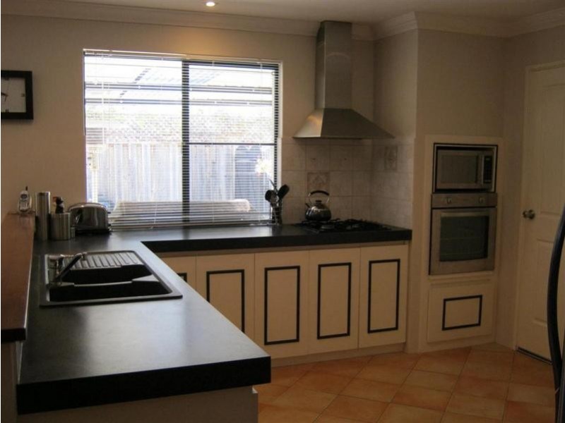 56 Cristobal Cr, Mindarie WA 6030