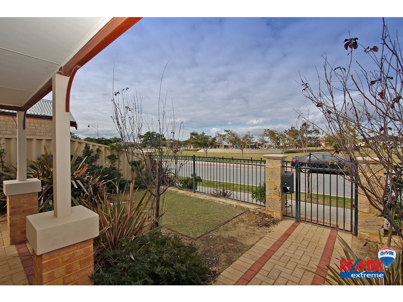 5 Alston Way, Butler WA 6036