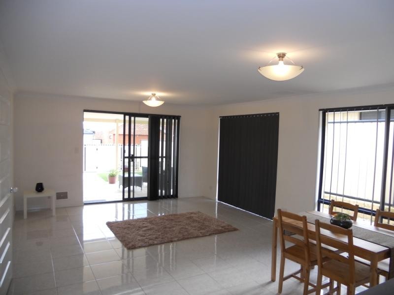 50 Arvada Ave, Clarkson WA 6030