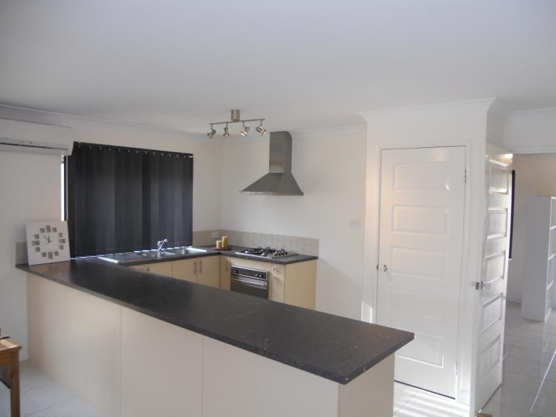 50 Arvada Ave, Clarkson WA 6030