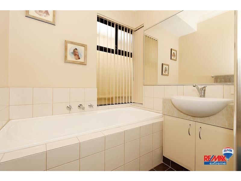 12 Kilgetty Gate, Butler WA 6036