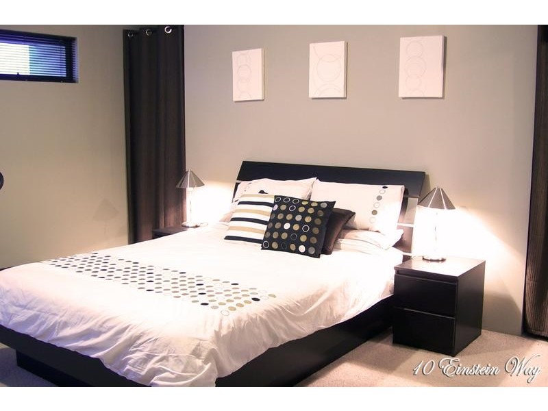 10 Einstein Way, Tapping WA 6065