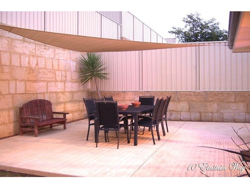 10 Einstein Way, Tapping WA 6065