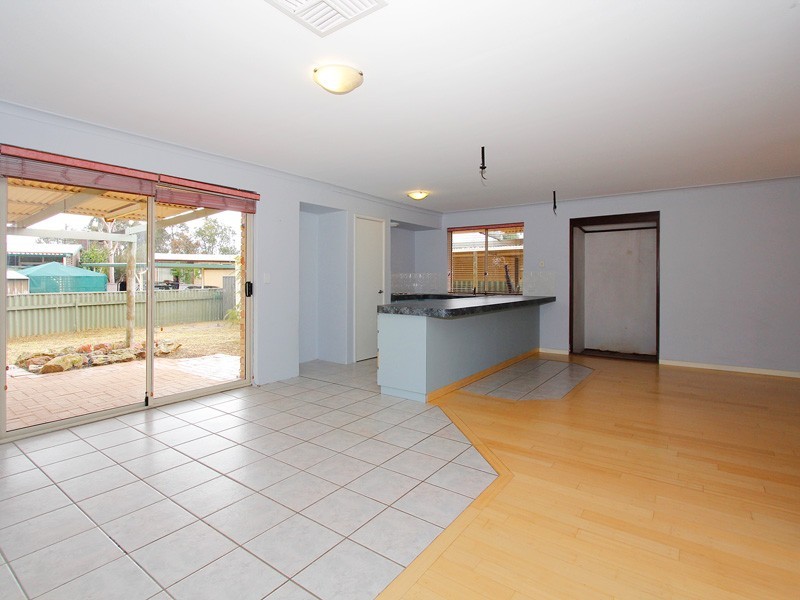 1B Caporn Street, Bullsbrook WA 6084