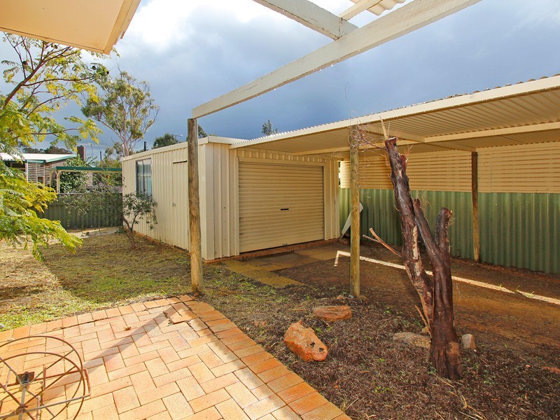 1B Caporn Street, Bullsbrook WA 6084