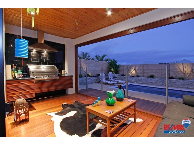 35 Lautoka Rise, Mindarie WA 6030