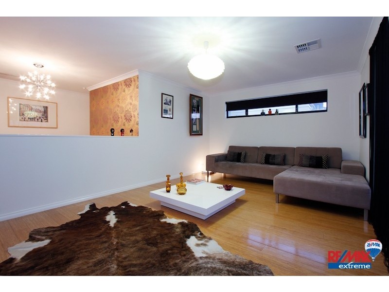 35 Lautoka Rise, Mindarie WA 6030