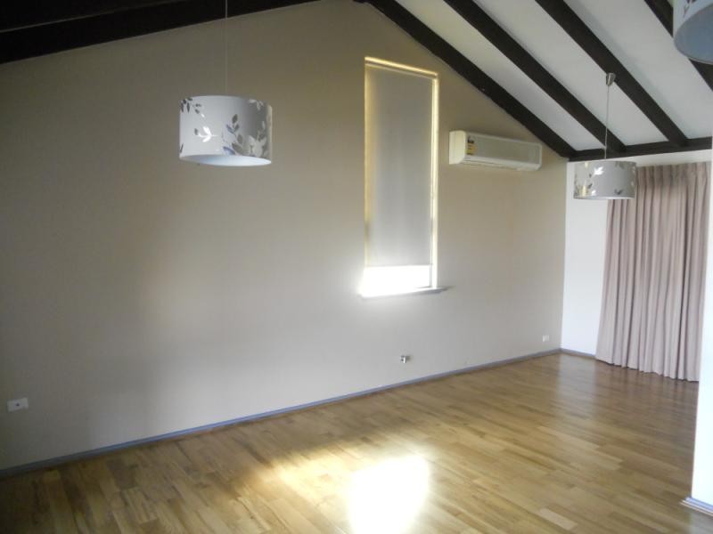 14 Nyara, Craigie WA 6025