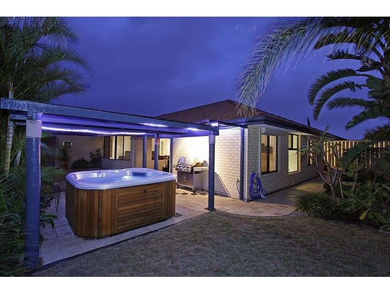 4 Chorley Avenue, Butler WA 6036