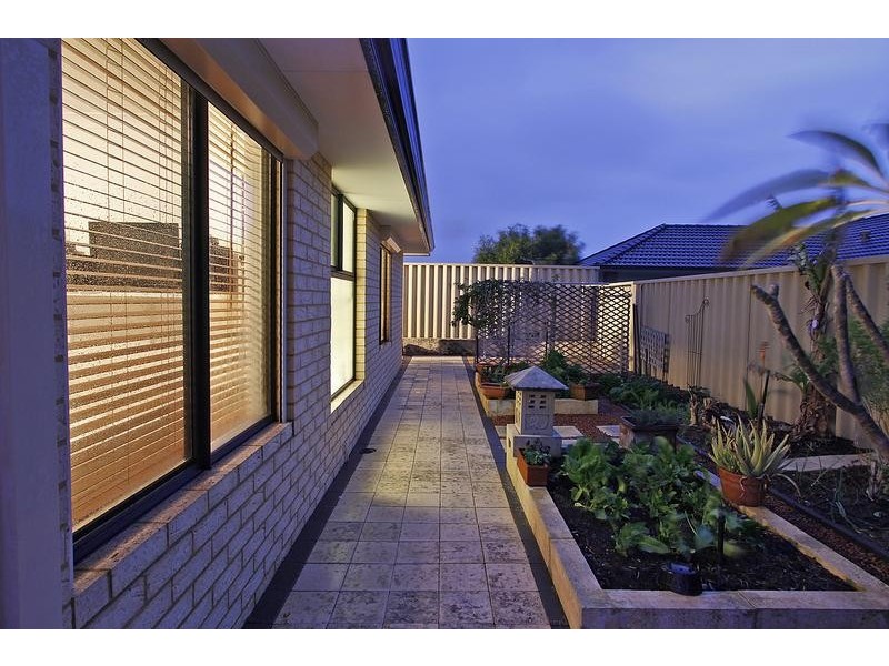 4 Chorley Avenue, Butler WA 6036