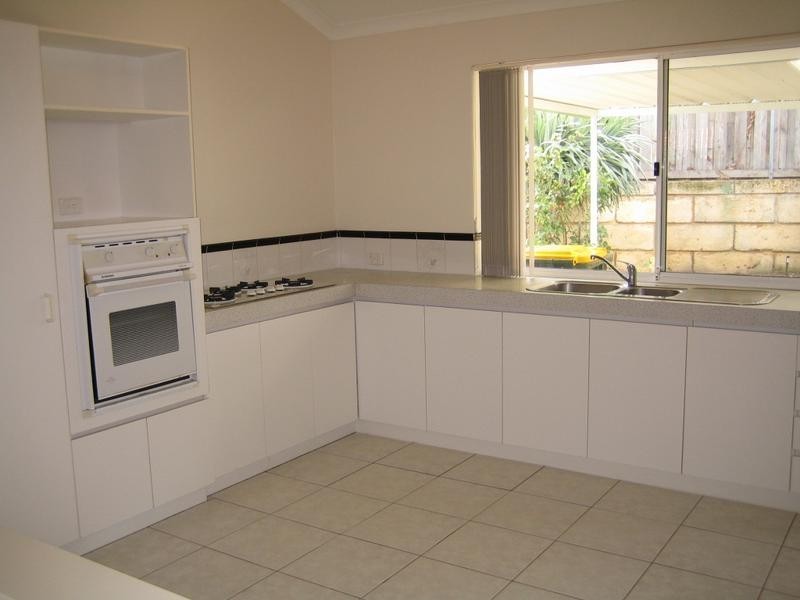 12 Midland Elbow, Mindarie WA 6030