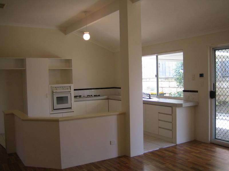 12 Midland Elbow, Mindarie WA 6030