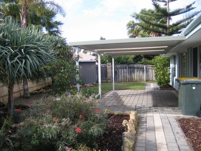 12 Midland Elbow, Mindarie WA 6030