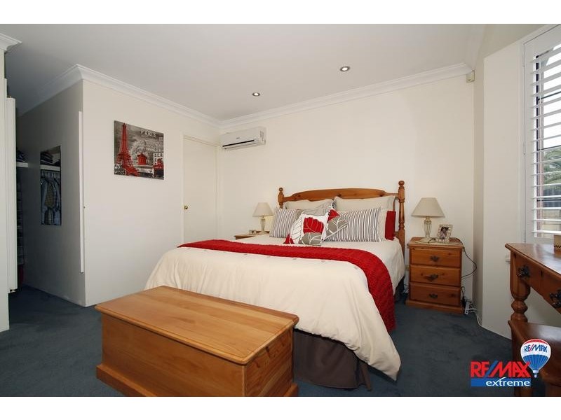 2 Gunsan Mews, Mindarie WA 6030