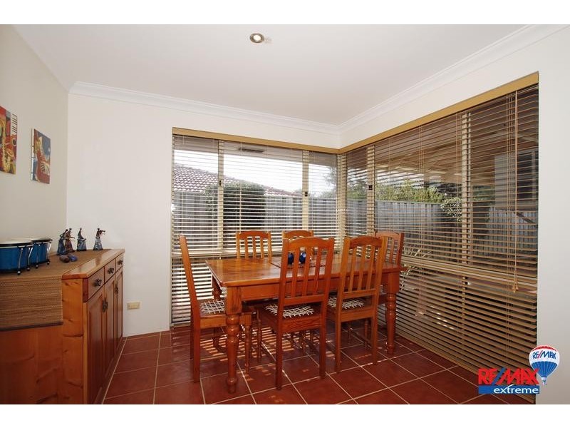 2 Gunsan Mews, Mindarie WA 6030