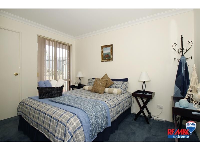 2 Gunsan Mews, Mindarie WA 6030