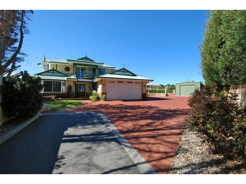 22 Caldera Close, Mindarie WA 6030