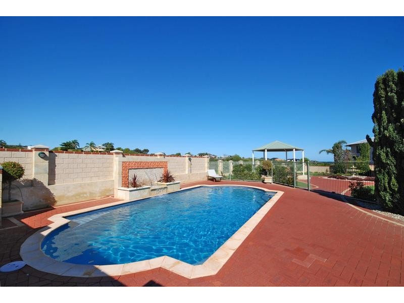 22 Caldera Close, Mindarie WA 6030