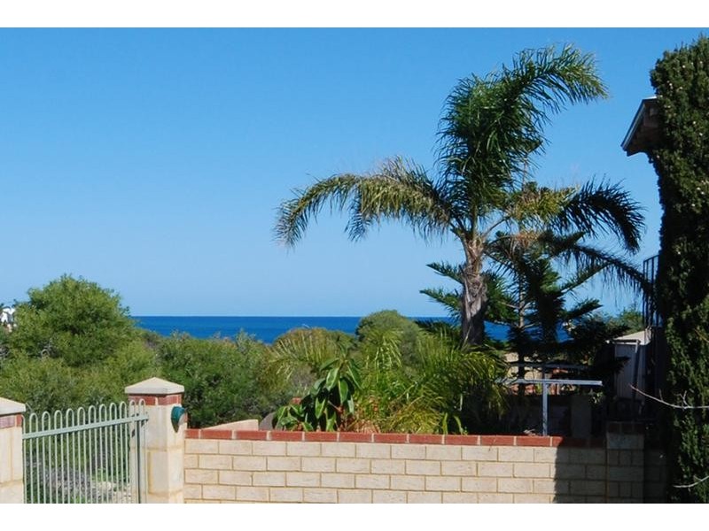 22 Caldera Close, Mindarie WA 6030