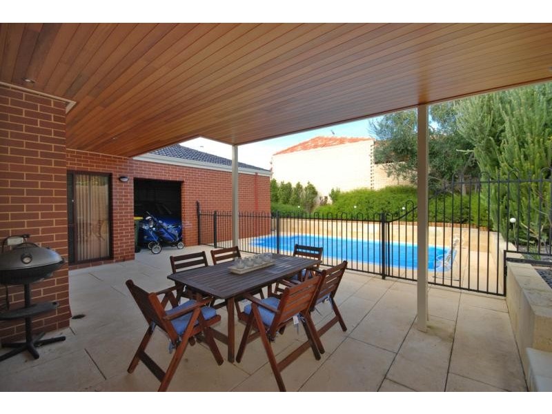 1 Lighthouse Parade, Mindarie WA 6030