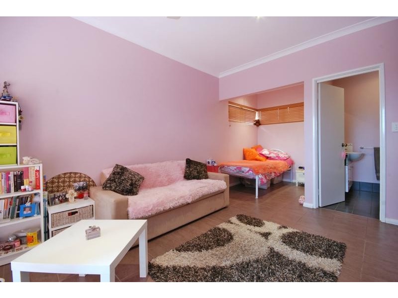 1 Lighthouse Parade, Mindarie WA 6030