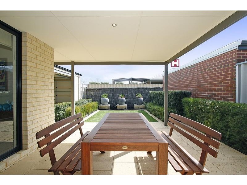 5 Landbeach Boulevard, Butler WA 6036