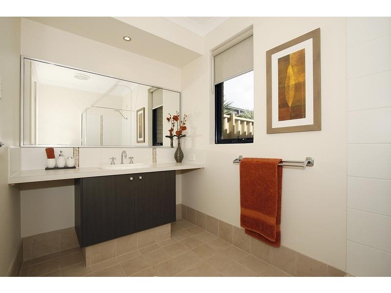 5 Landbeach Boulevard, Butler WA 6036