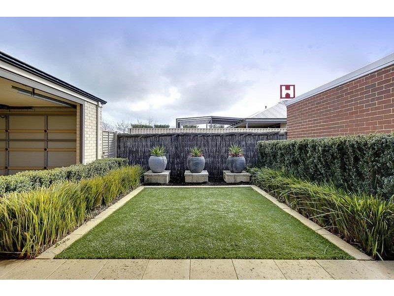 5 Landbeach Boulevard, Butler WA 6036