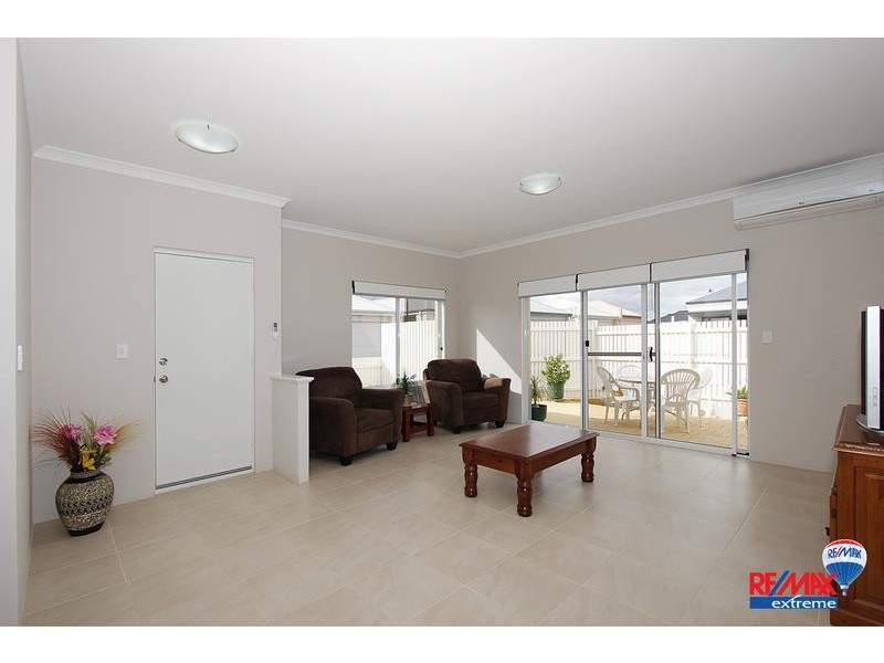 4 Turtle Lane, Butler WA 6036