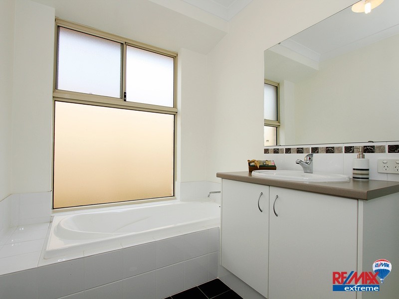 14 Camballin Loop, Bertram WA 6167