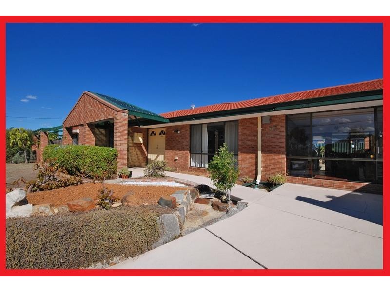 50 Lymburner drive, Hillarys WA 6025