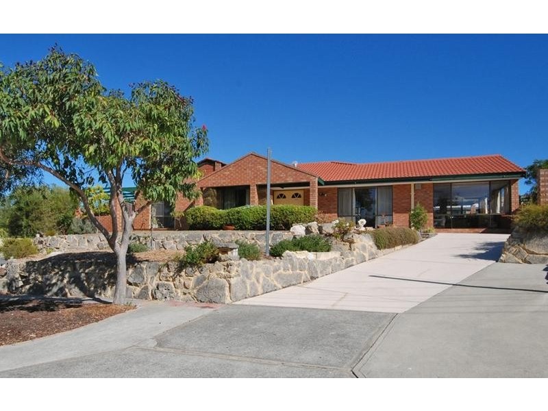 50 Lymburner drive, Hillarys WA 6025