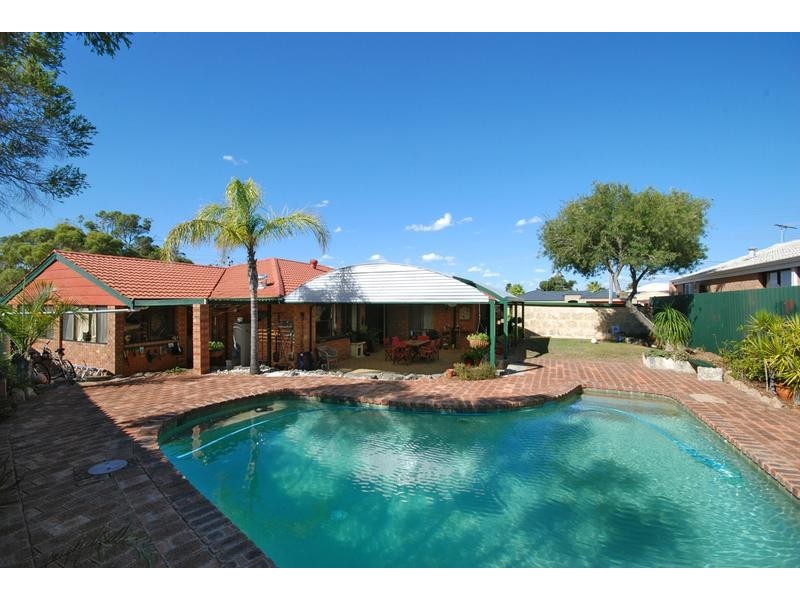 50 Lymburner drive, Hillarys WA 6025