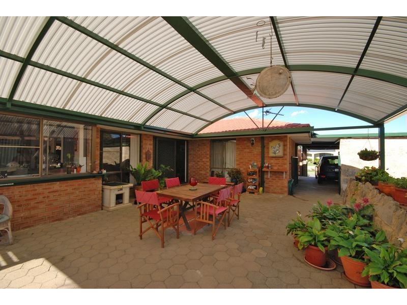 50 Lymburner drive, Hillarys WA 6025