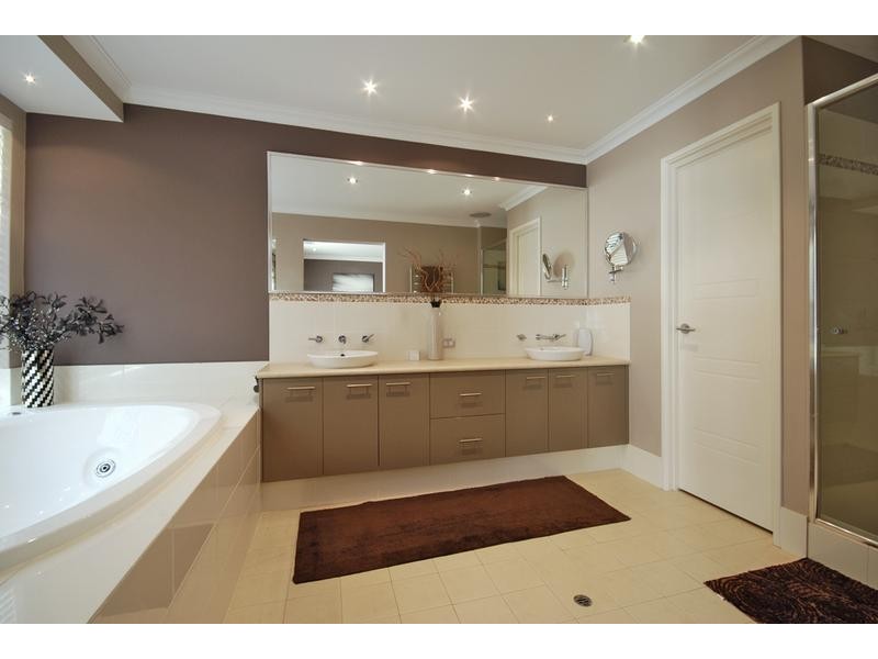 12 Halyard Road, Jindalee WA 6036