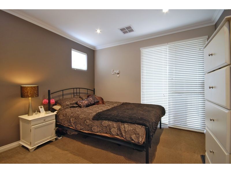 12 Halyard Road, Jindalee WA 6036