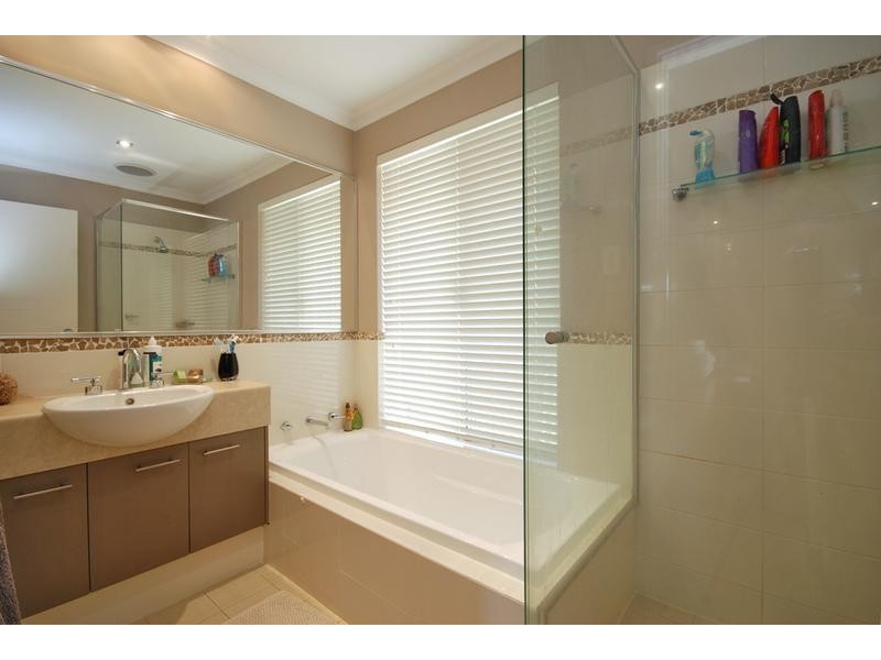 12 Halyard Road, Jindalee WA 6036