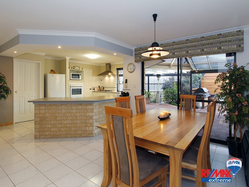68 Dartmouth Circle, Quinns Rocks WA 6030