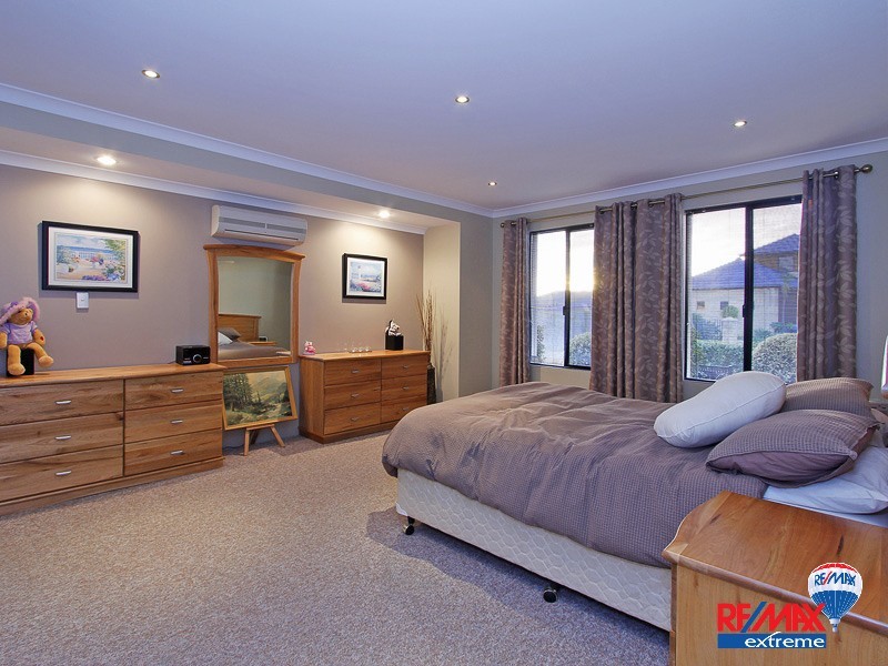 68 Dartmouth Circle, Quinns Rocks WA 6030