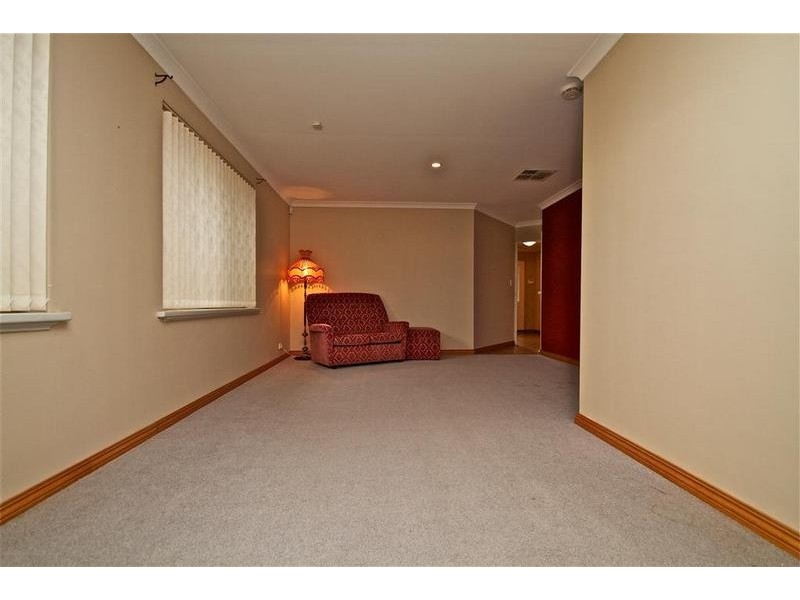 10 Katrine Crescent, Joondalup WA 6027