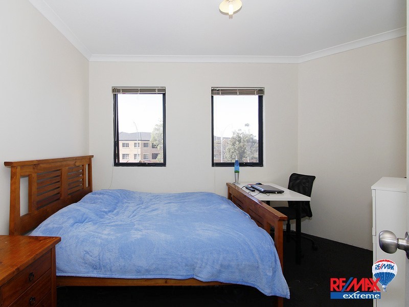 13/22 Grand Boulevard, Joondalup WA 6027