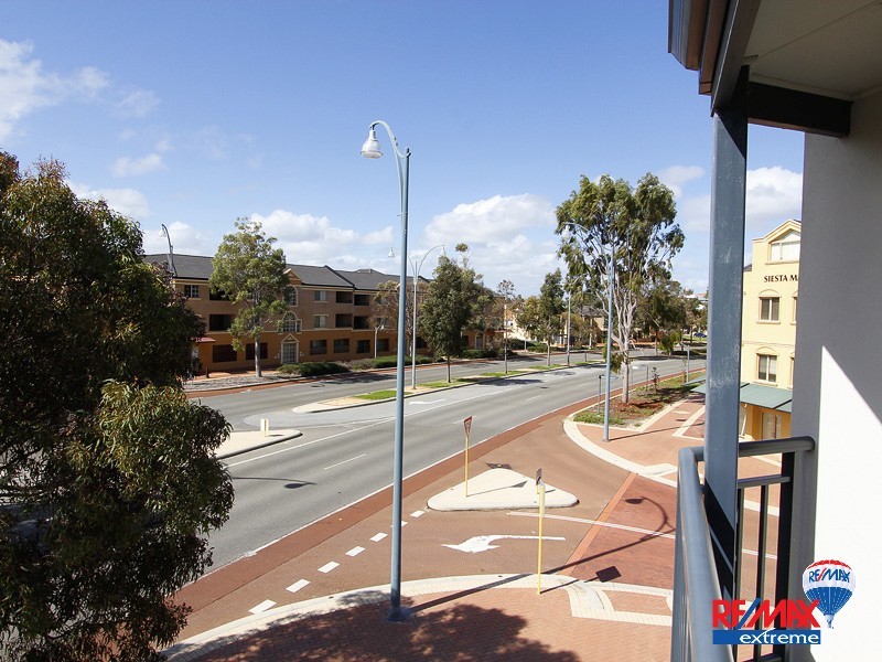 13/22 Grand Boulevard, Joondalup WA 6027