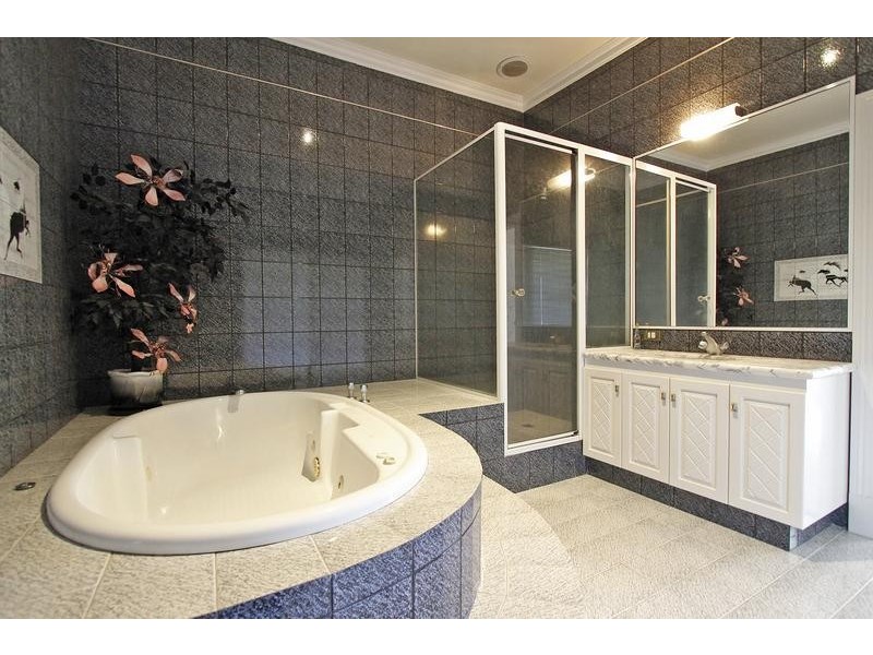 19 Kirribilli Court, Kallaroo WA 6025