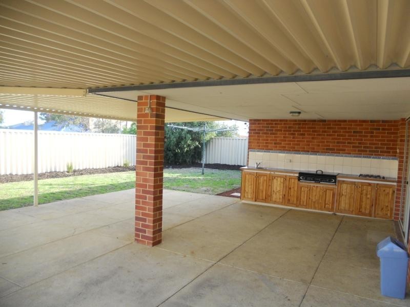 40 Marchwood, Butler WA 6036