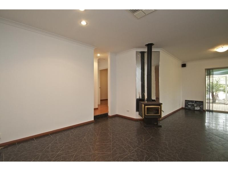 1 Fontana Cove, Joondalup WA 6027