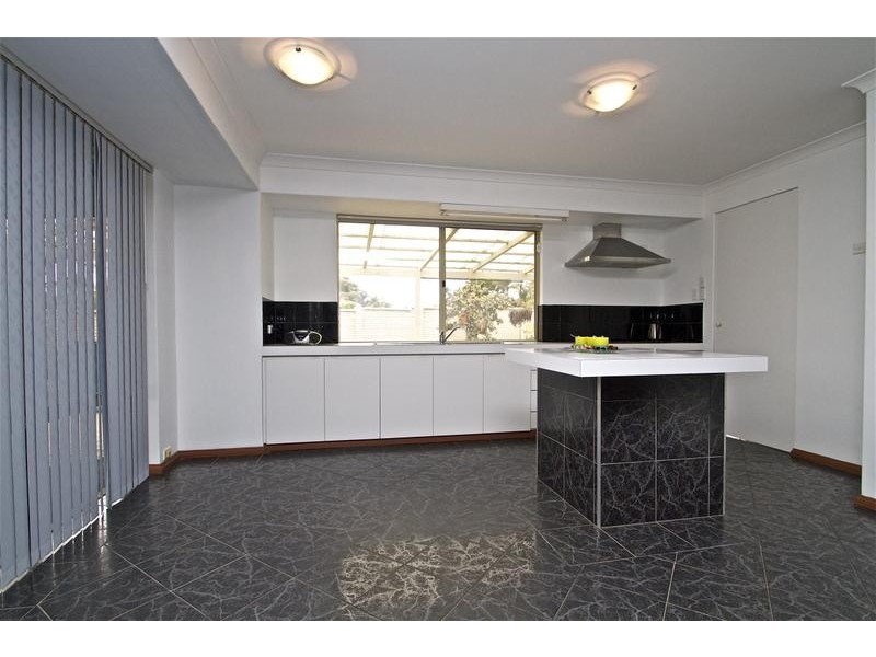 1 Fontana Cove, Joondalup WA 6027